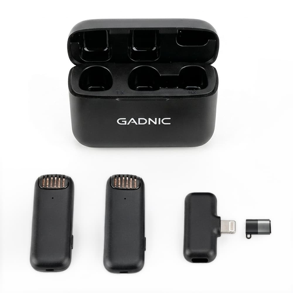Micrófono Inalámbrico Corbatero Gadnic con Caja Cargadora Streaming